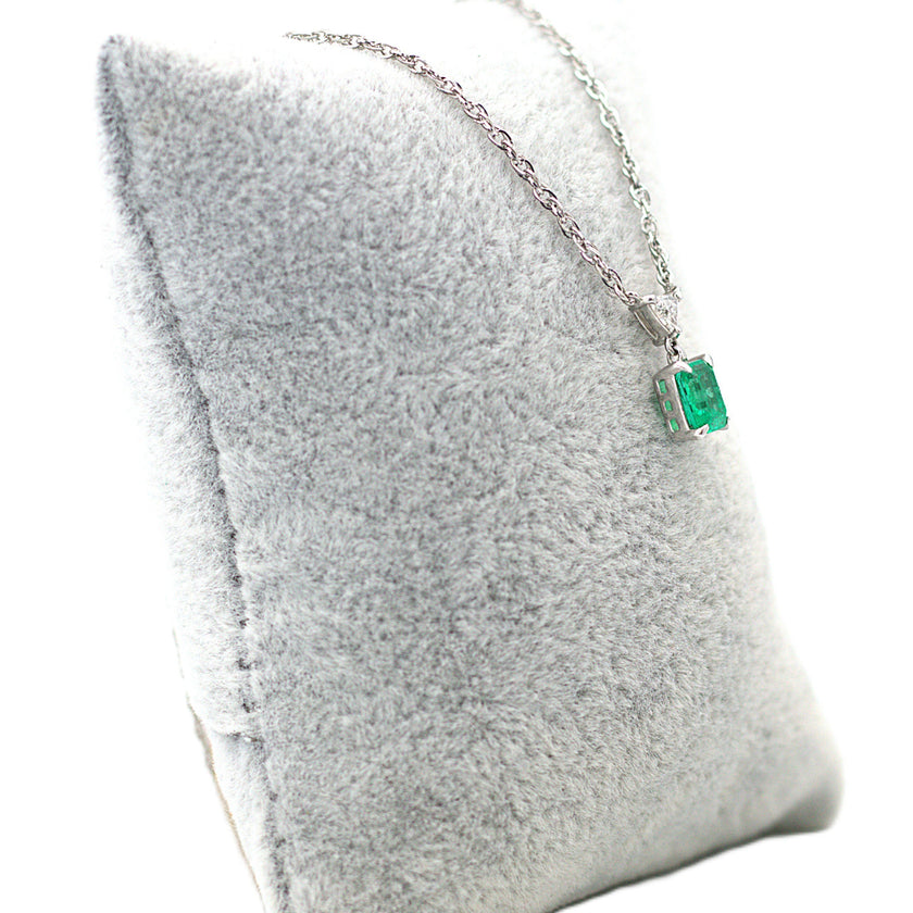 Emerald and diamond necklace