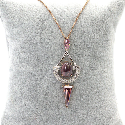 Burgundy Pendant necklace