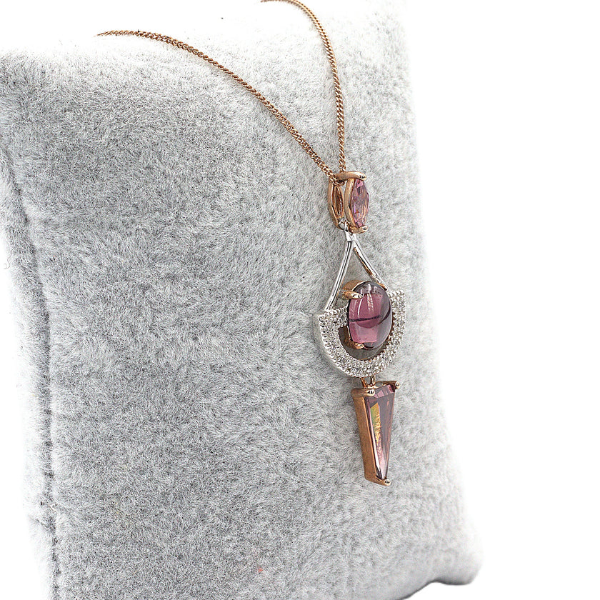 Burgundy Pendant necklace